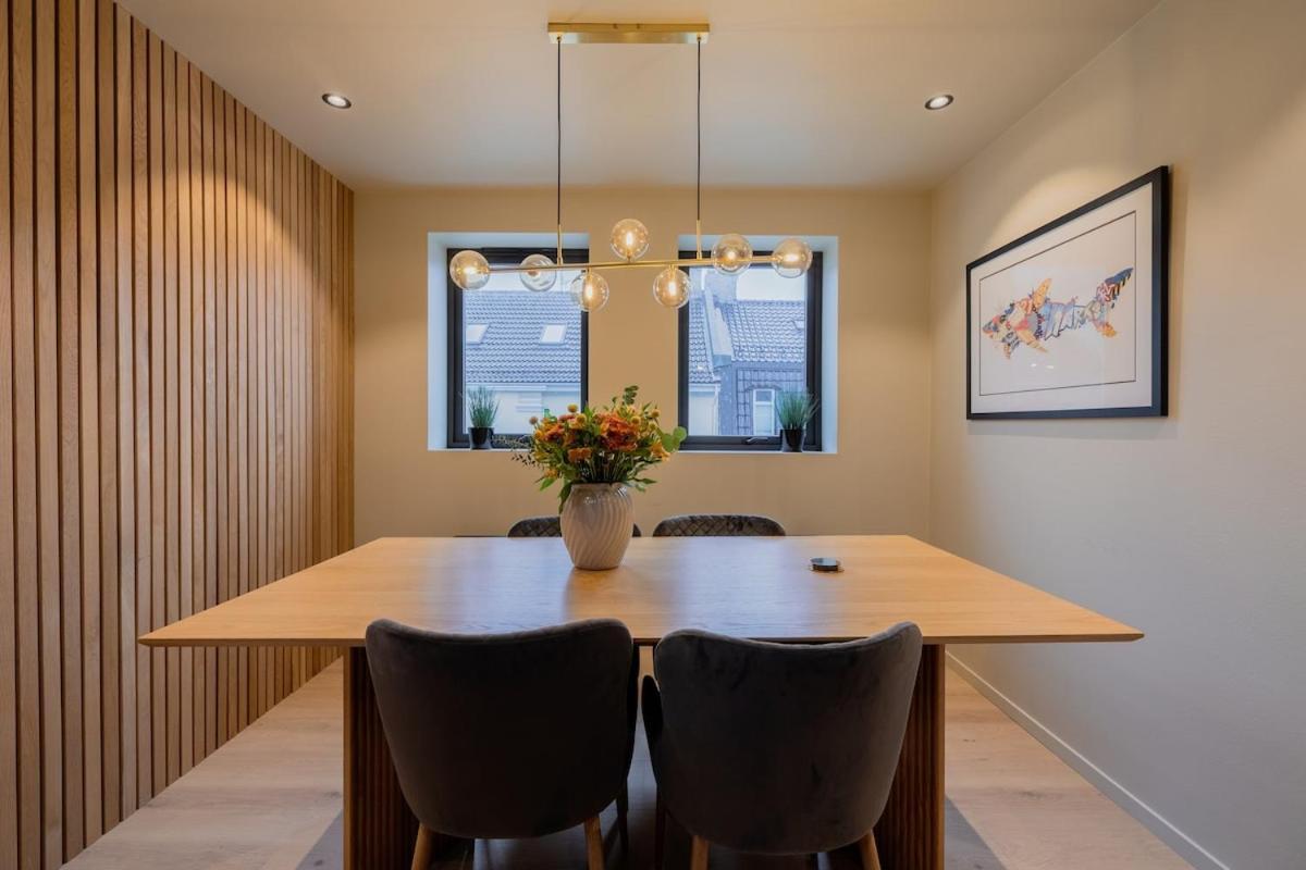 Appartement Charming 4-bed In Center Bergen